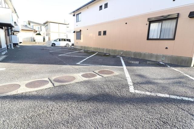 サニーコート桜井　Ⅱ（103） 駐車場