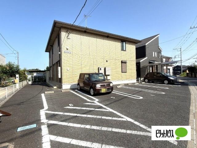 守谷市本町アパート 駐車場