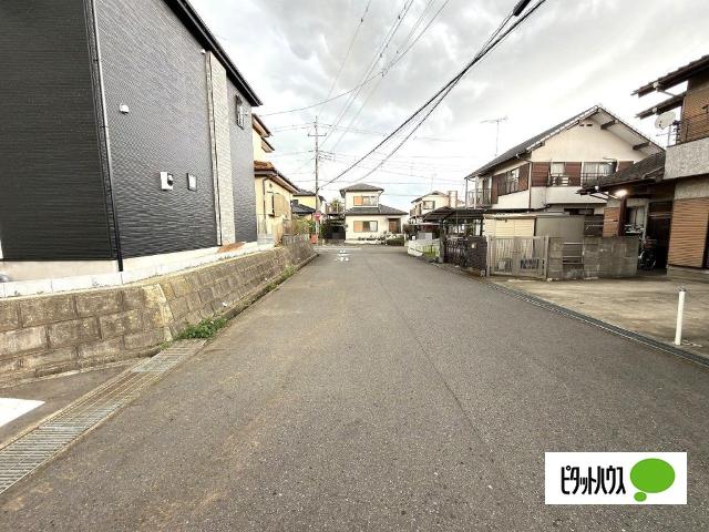 ＼新築／つくばみらい市西ノ台2期【1号棟】 前面道路含む現地写真
