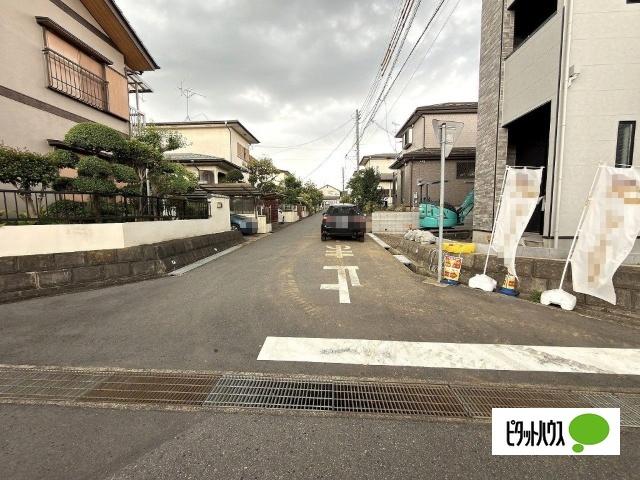 ＼新築／つくばみらい市西ノ台2期【1号棟】 前面道路含む現地写真