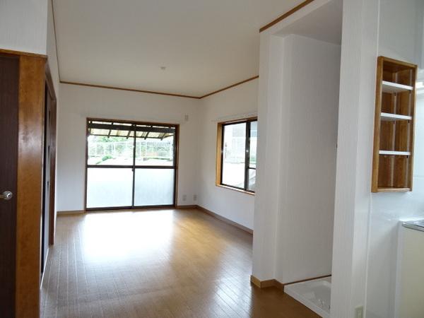 倉敷市玉島乙島一戸建 リビング