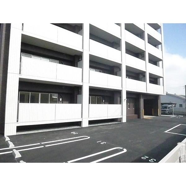 倉敷市西阿知町マンション 駐車場
