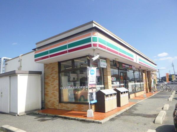 セブンイレブン倉敷西阿知南店：519m