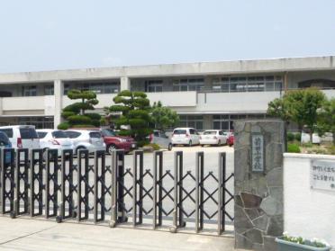 倉敷市立箭田小学校：1282m