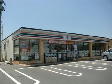 セブンイレブン金光町佐方店：812m