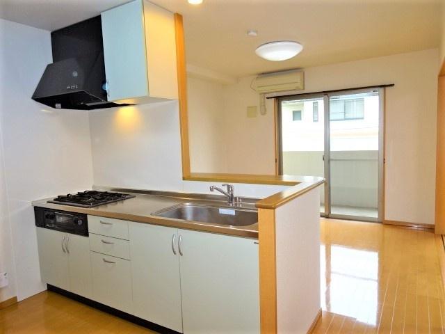 倉敷市玉島上成マンション キッチン