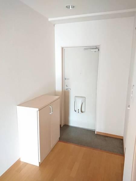 浅口郡里庄町大字里見マンション 玄関
