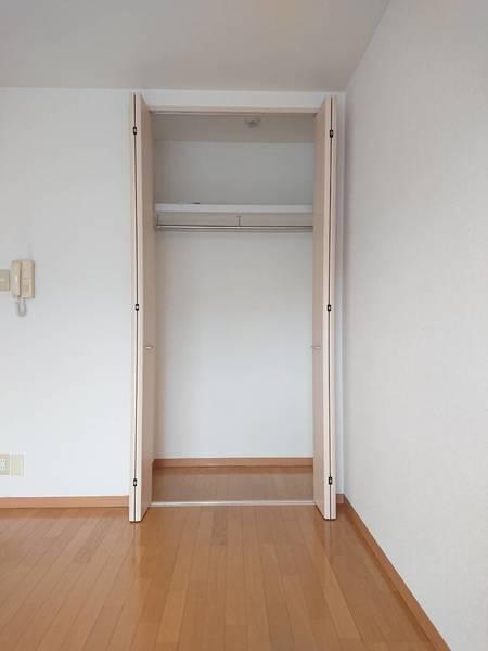 浅口郡里庄町大字里見マンション 収納