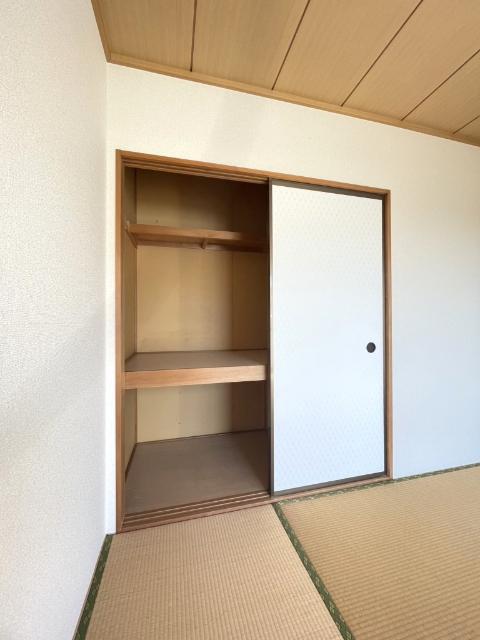 倉敷市玉島アパート 収納