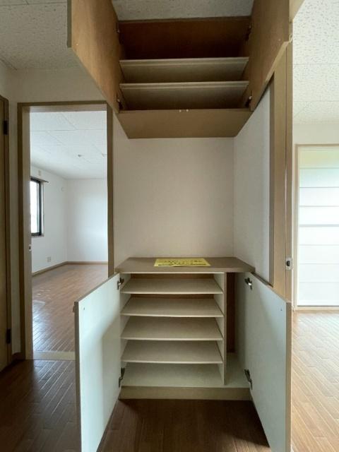 倉敷市玉島アパート 玄関