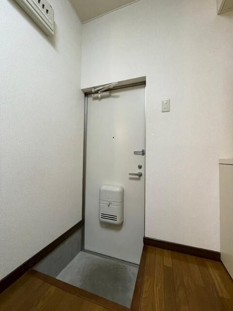 倉敷市玉島長尾アパート 玄関