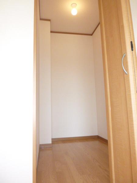 浅口市鴨方町六条院東アパート 収納