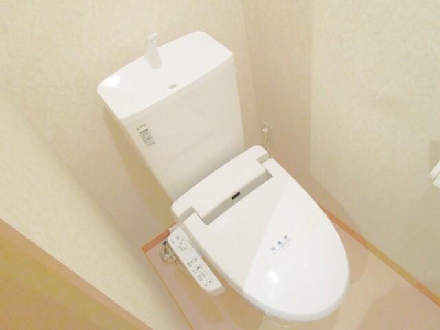 倉敷市玉島長尾アパート トイレ