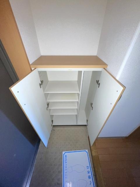 倉敷市玉島爪崎マンション 玄関