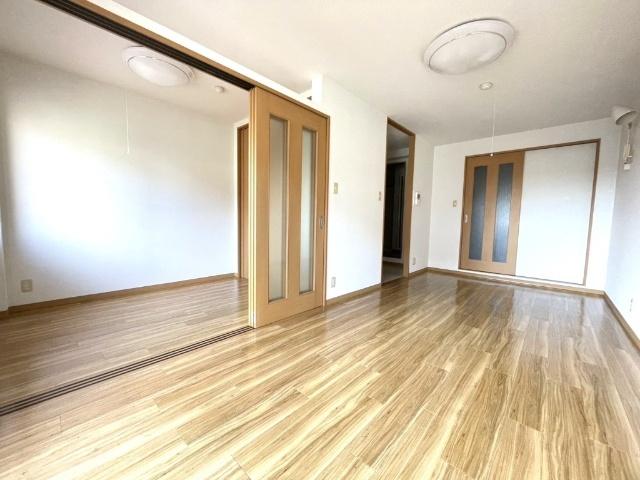 倉敷市玉島爪崎マンション リビング