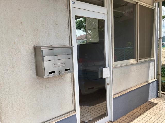 メヌエット神田（貸事務所店舗） 玄関