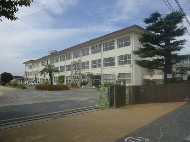 倉敷市立中洲小学校：1068m