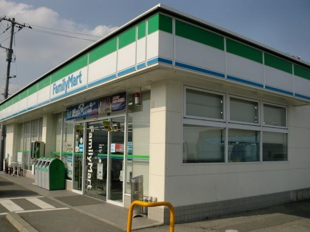 ファミリーマート真備町箭田店：353m