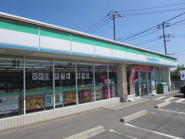 ファミリーマート里庄里見店：683m