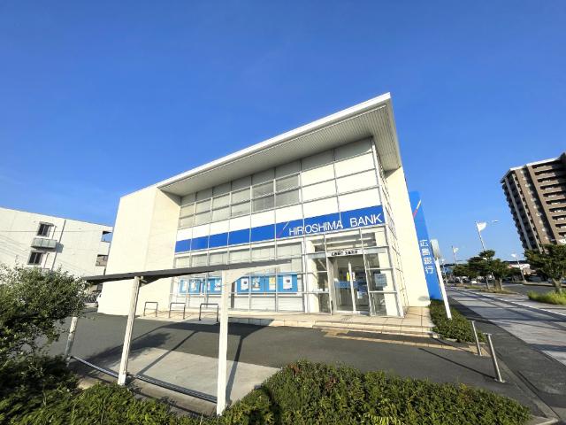 広島銀行玉島支店：1421m