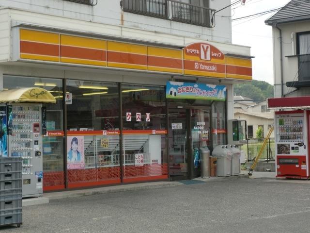 ヤマザキショップカブト：735m