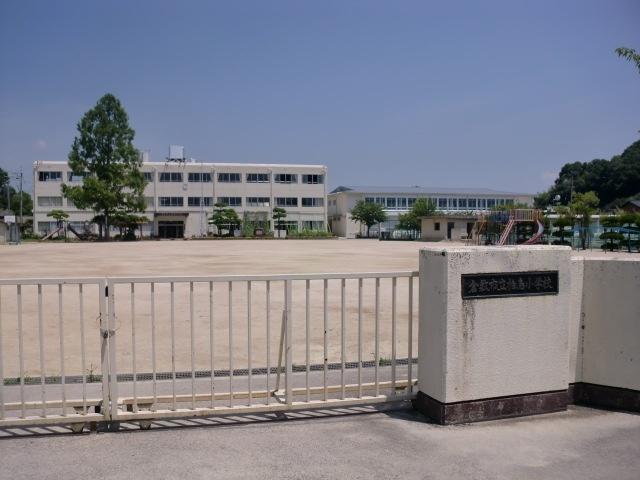 倉敷市立柏島小学校：716m