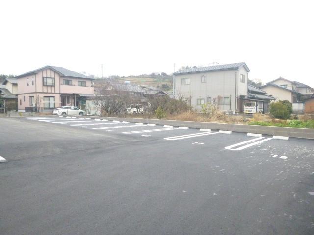 エクセレント 駐車場