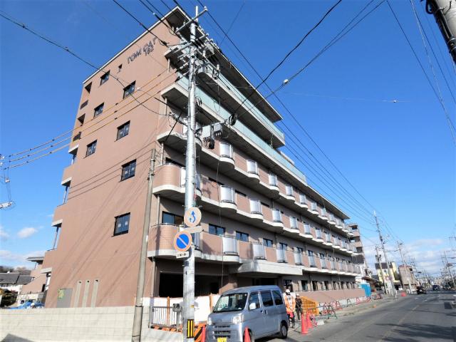 トムキャット103棟 外観