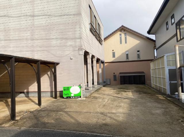 玉島柏台貸テナント 駐車場