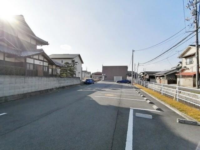 倉敷市玉島長尾アパート 駐車場