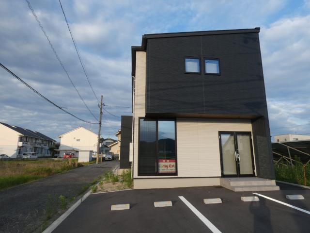 エクラン 駐車場