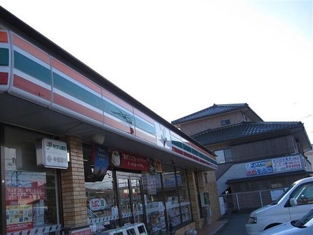 セブンイレブン金光学園前店：1100m