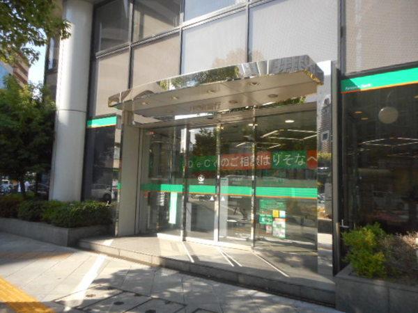 りそな銀行南森町支店：206m