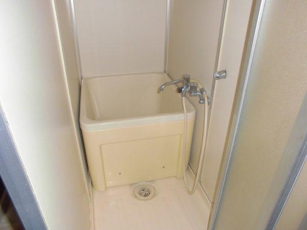 東淡路２丁目貸家 バス／シャワー