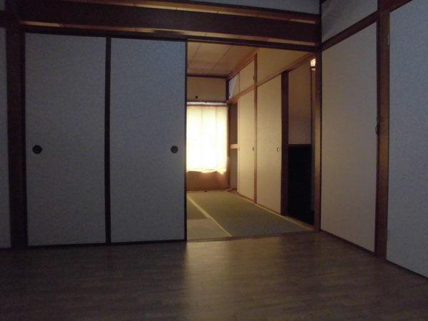 東淡路２丁目貸家 リビング