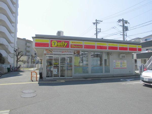 デイリーヤマザキ東淡路1丁目店：78m