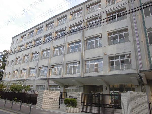 大阪市立北稜中学校：767m