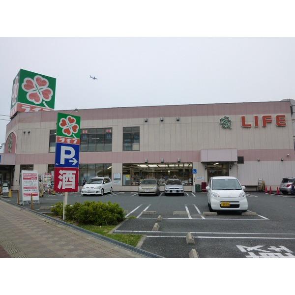 ライフ崇禅寺店：688m