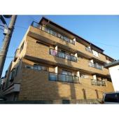 ３面タイル張り