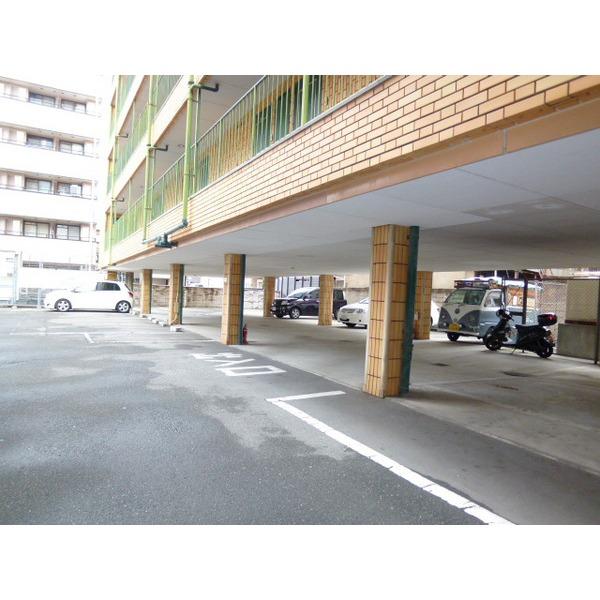 サンロイヤル柴島パート５ 駐車場