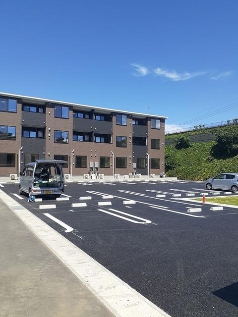クレールⅤ　Ａ（205） 駐車場
