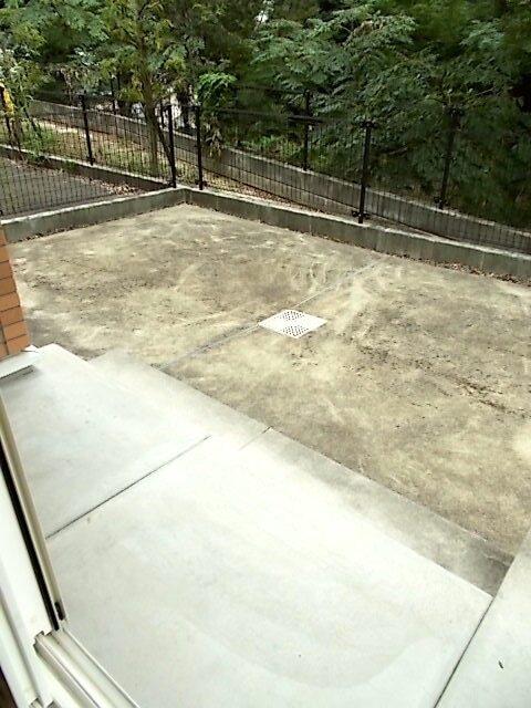 キャッスルウイングⅡ（103） 駐車場