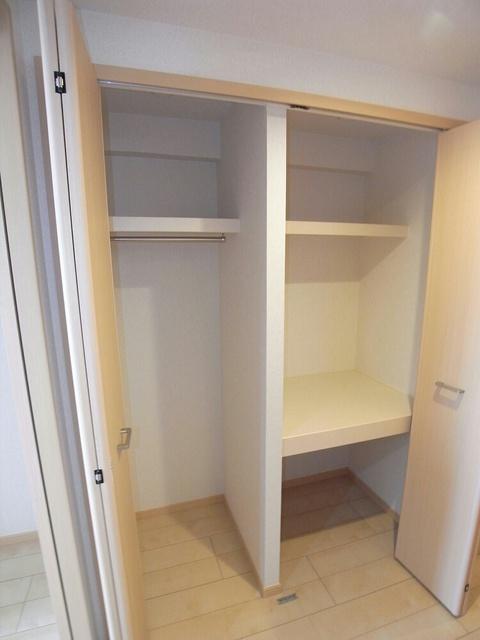 グラン・スイート（305） 収納