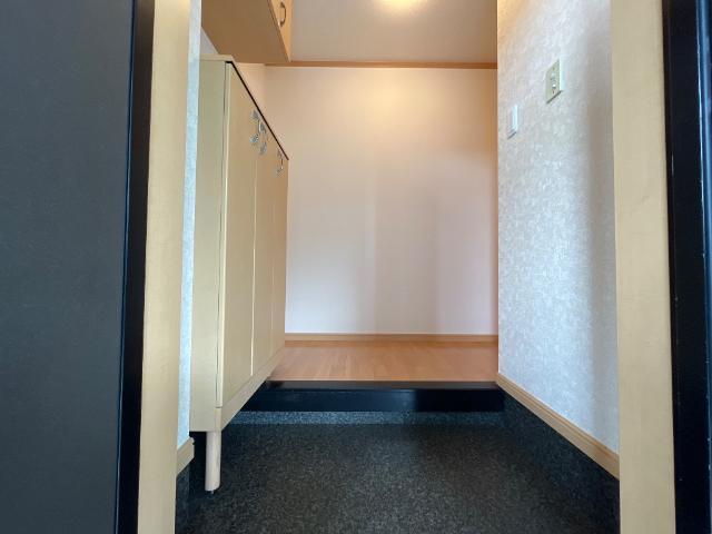 ｂｉｅｎｖｉｖｒｅ楡木 玄関