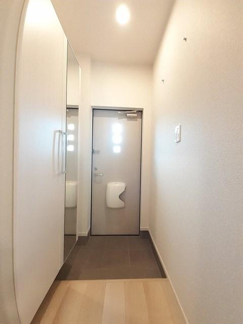 パライーソ（101） 玄関