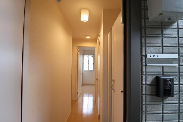 ＰＲＩＭＡＶＥＲＡ　ＩＺＵＭＩ（103） 部屋画像