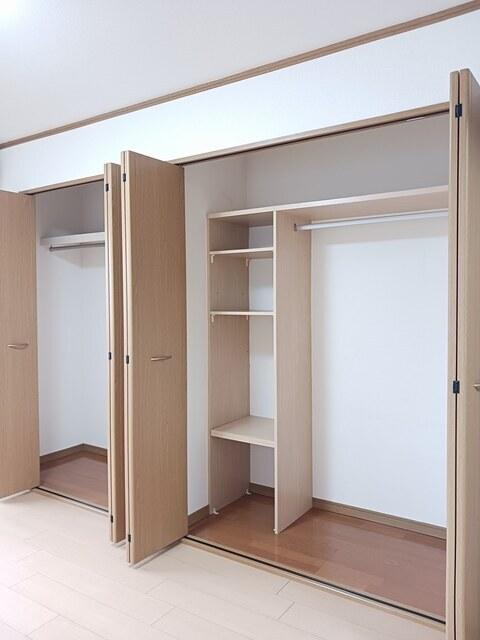 レルベ保田窪（301） 収納