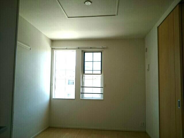 エアリーガーデンＳＤ　Ⅳ（201） 室内