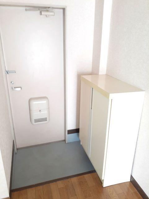 平國ハイツ（105） 玄関