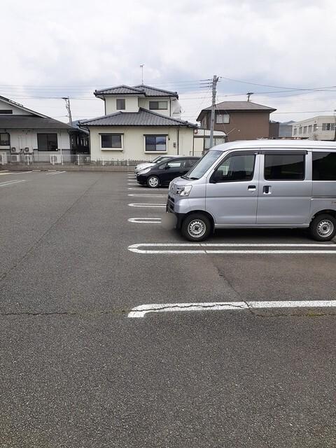 エアリ−　ヒルⅡ（101） 駐車場